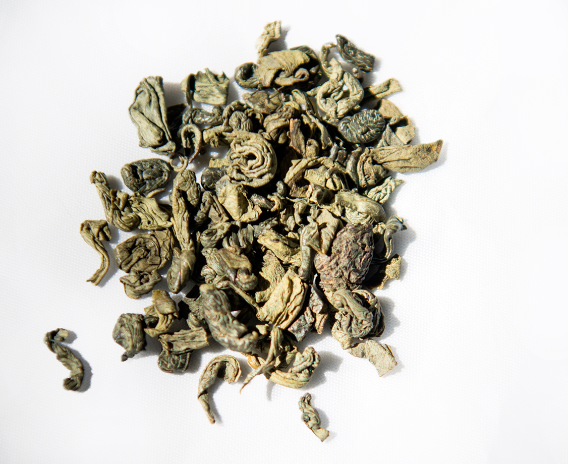 Bout A Bean Jasmine Green Tea – Loose Leaf Sencha & Gunpowder Blend With Whole Jasmine Flowers